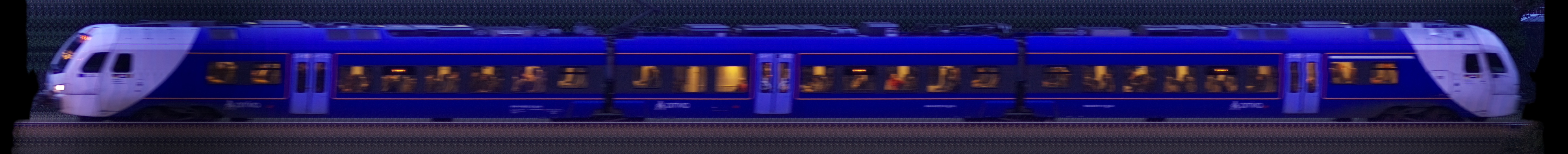 There should be a train photo here :'(