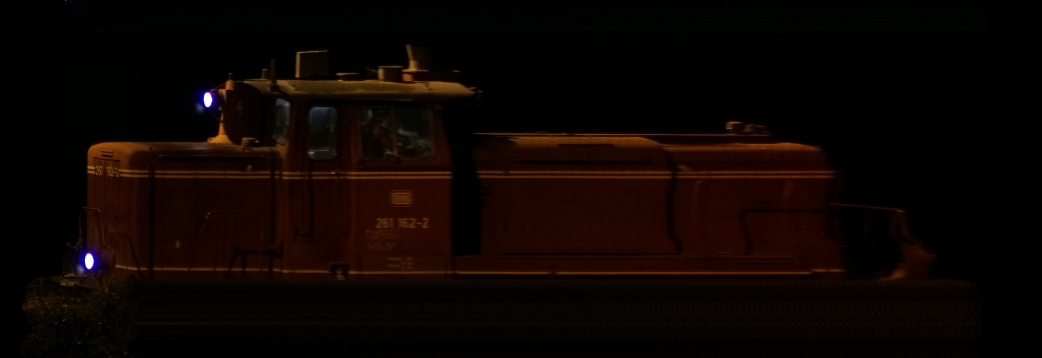 There should be a train photo here :'(