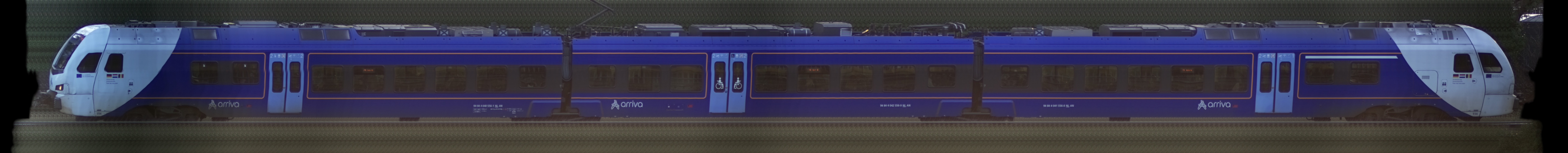 There should be a train photo here :'(