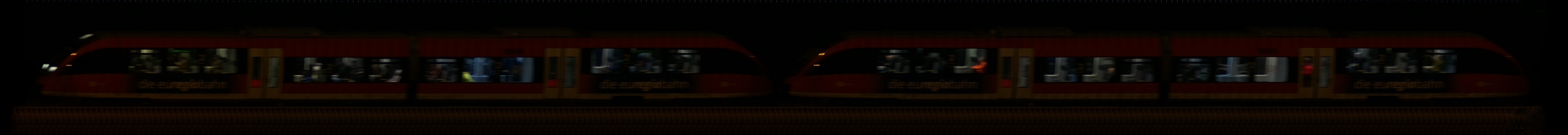 There should be a train photo here :'(