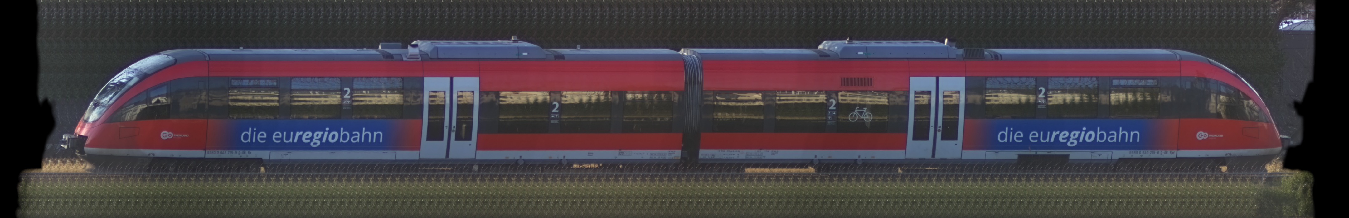 There should be a train photo here :'(