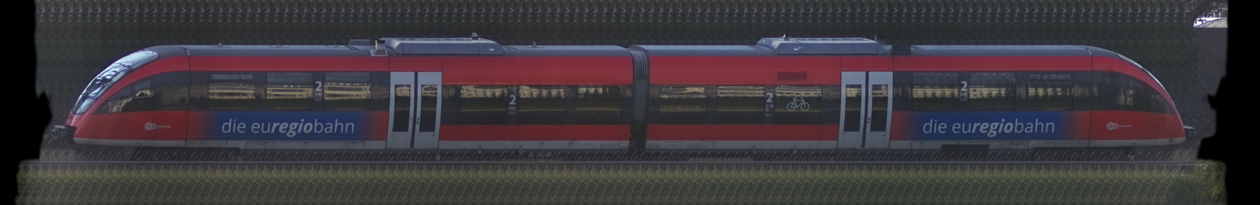 There should be a train photo here :'(