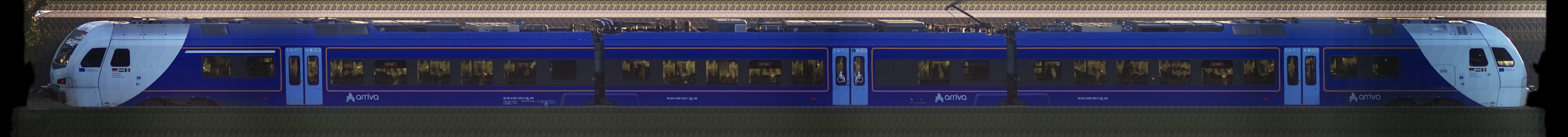 There should be a train photo here :'(