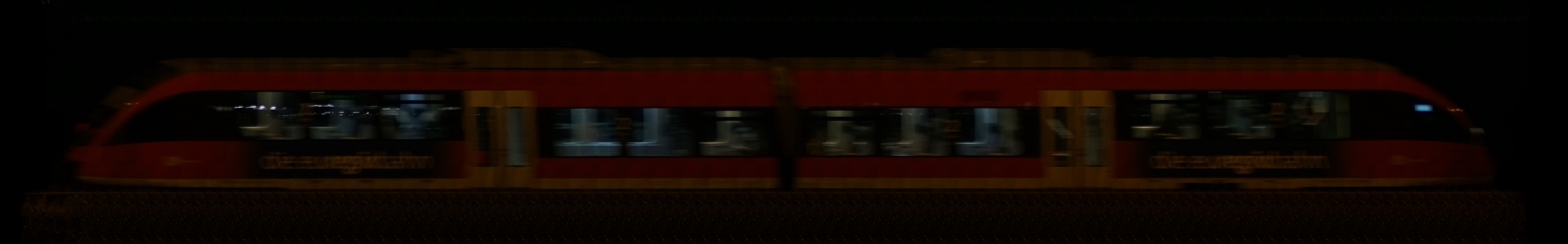 There should be a train photo here :'(