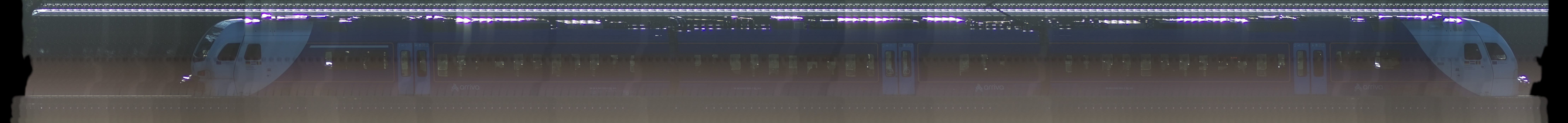 There should be a train photo here :'(