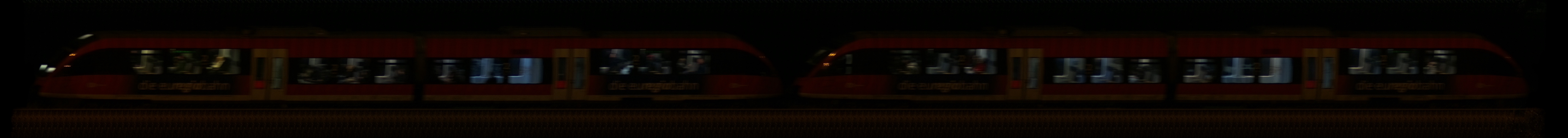 There should be a train photo here :'(