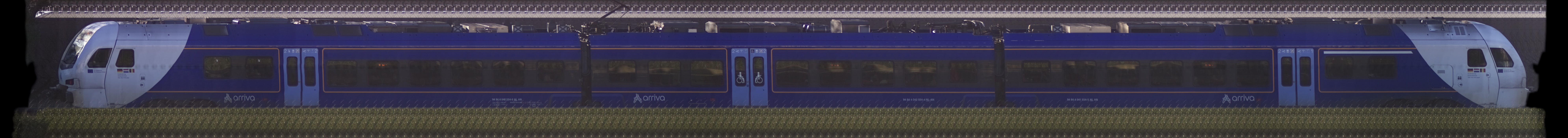 There should be a train photo here :'(