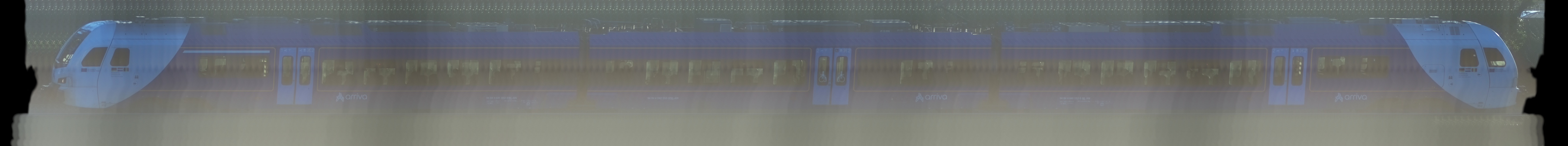 There should be a train photo here :'(