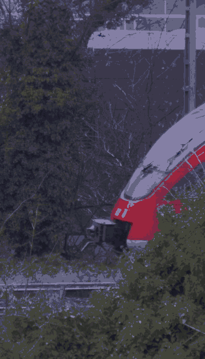 There should be a train video here :'(