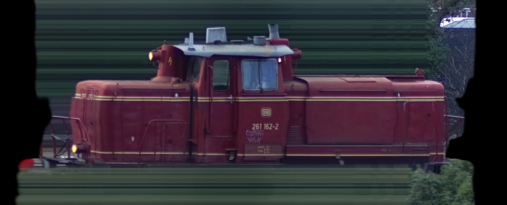 There should be a train photo here :'(