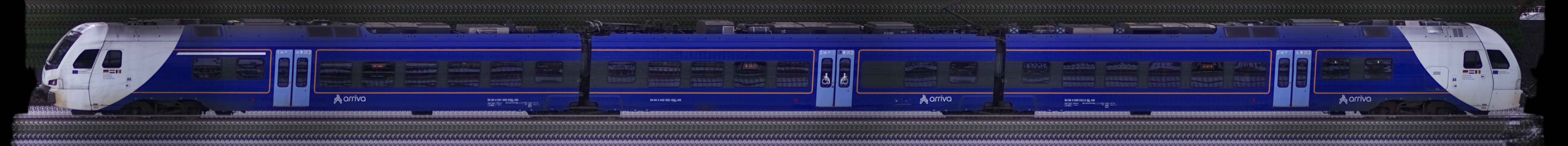 There should be a train photo here :'(