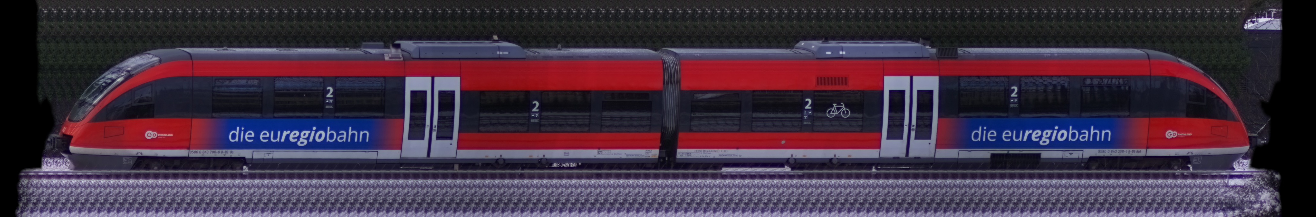 There should be a train photo here :'(