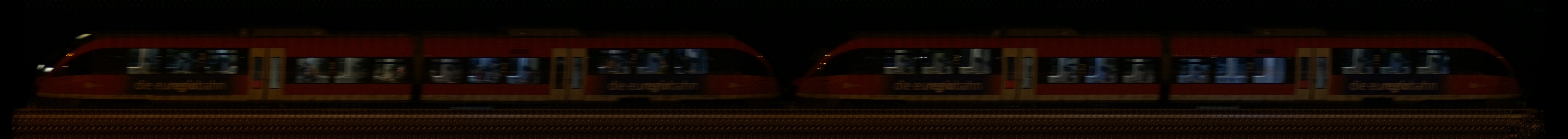 There should be a train photo here :'(