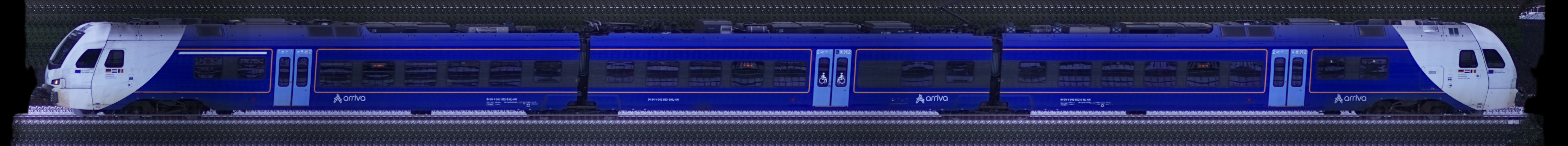 There should be a train photo here :'(