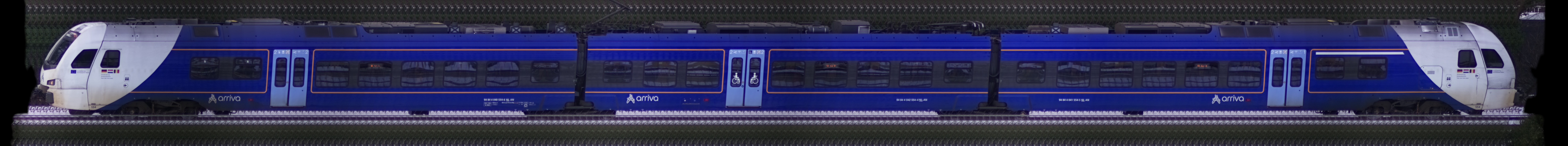 There should be a train photo here :'(