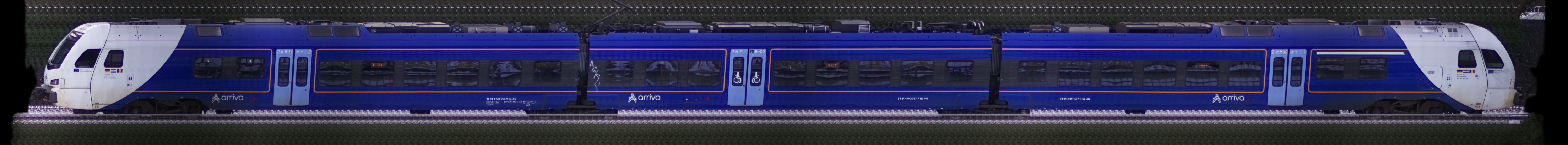 There should be a train photo here :'(