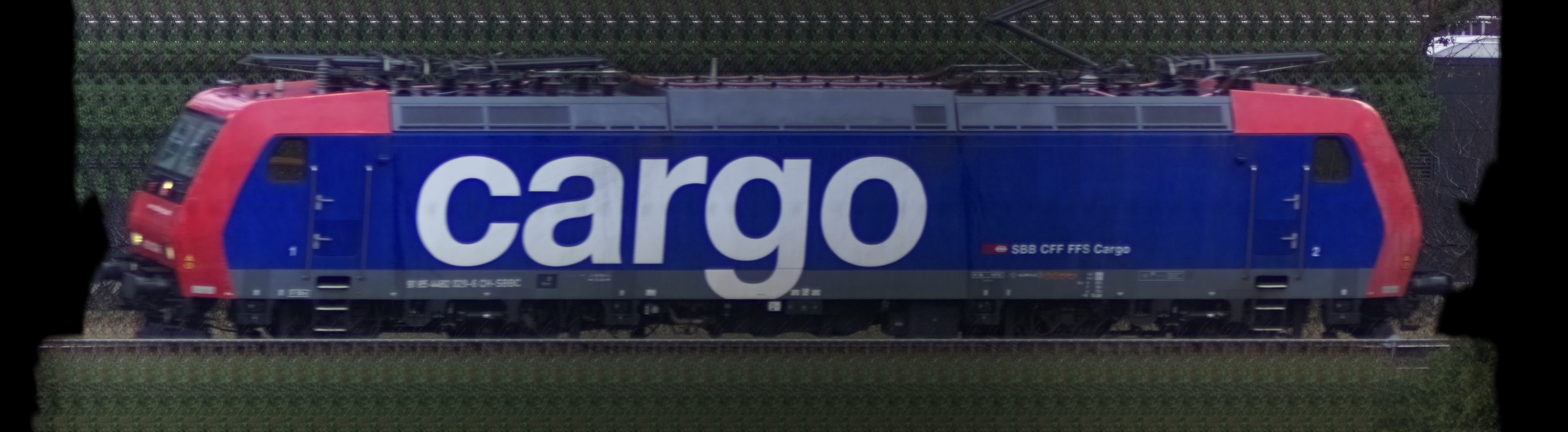 There should be a train photo here :'(