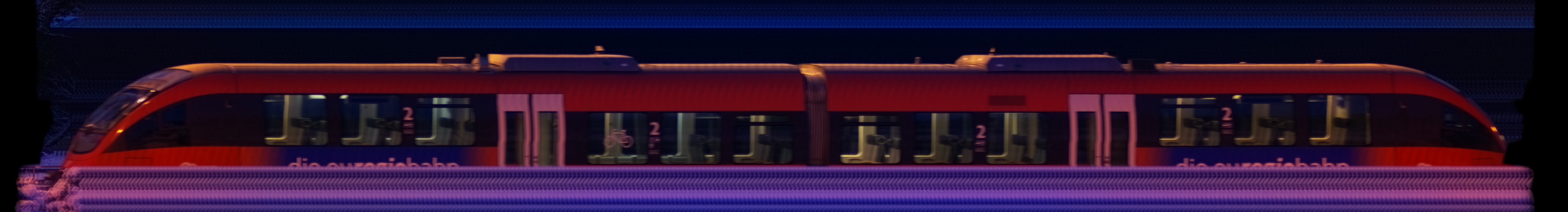 There should be a train photo here :'(