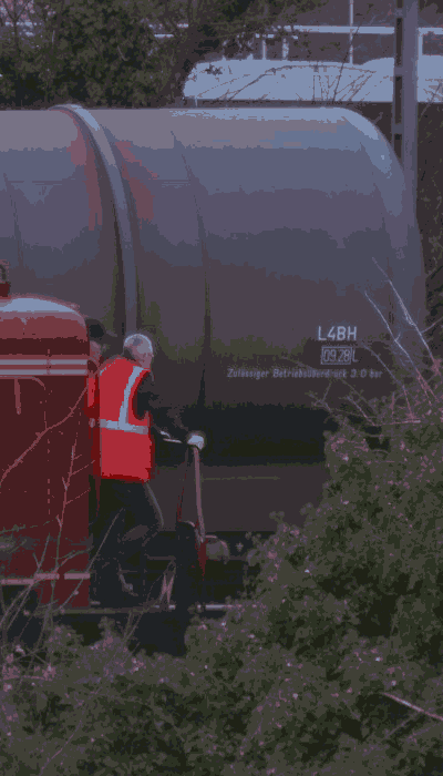 There should be a train video here :'(