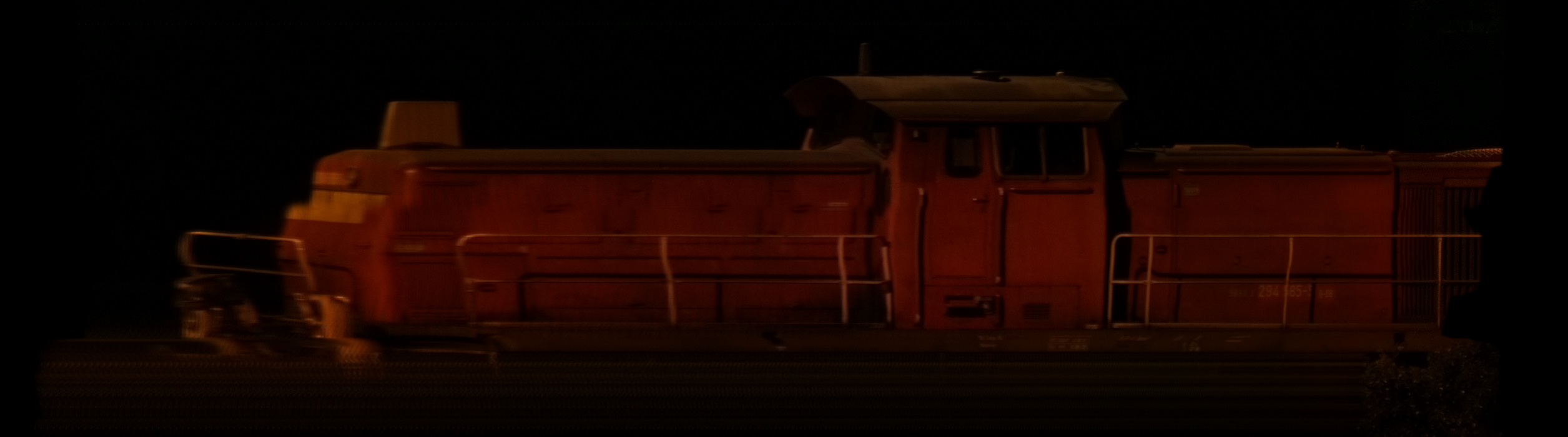 There should be a train photo here :'(