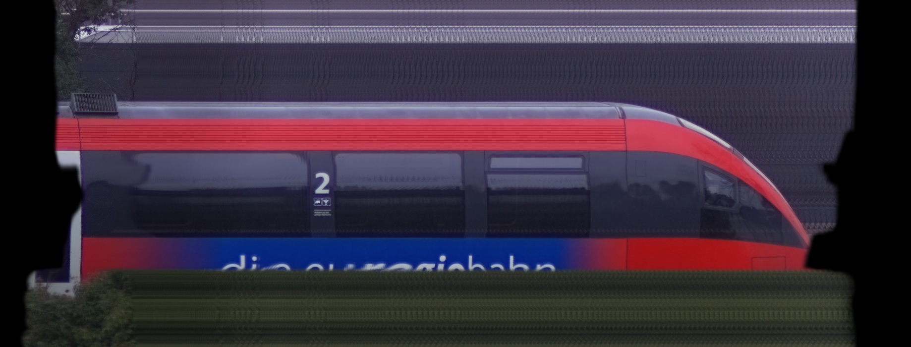 There should be a train photo here :'(