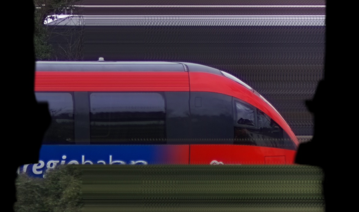 There should be a train photo here :'(