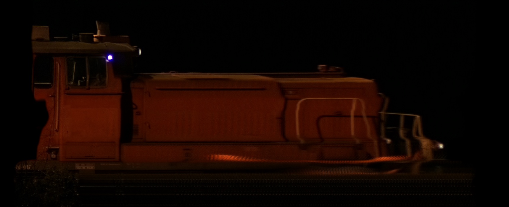 There should be a train photo here :'(