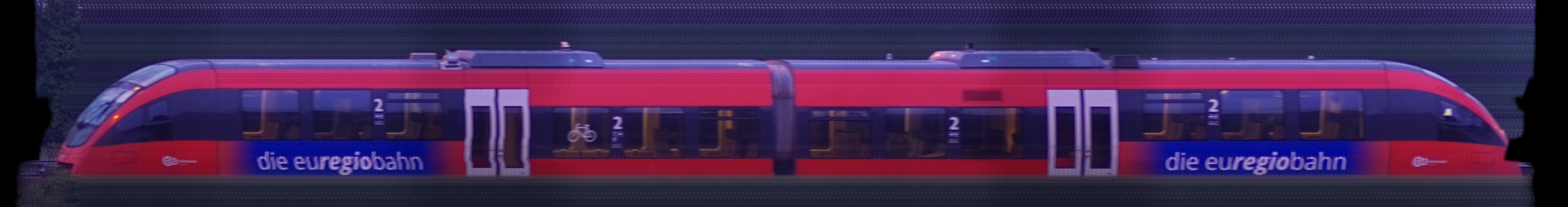 There should be a train photo here :'(