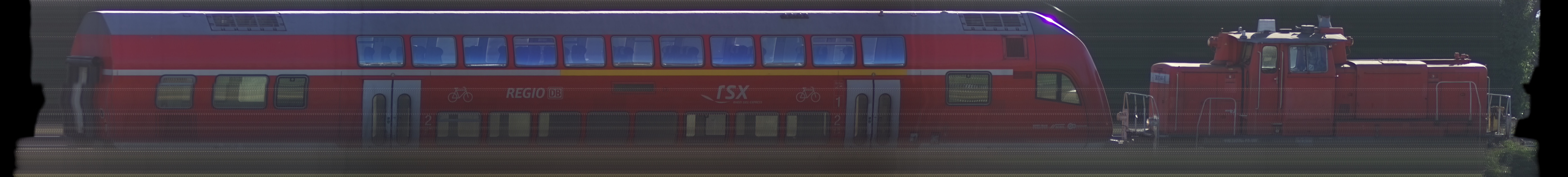 There should be a train photo here :'(