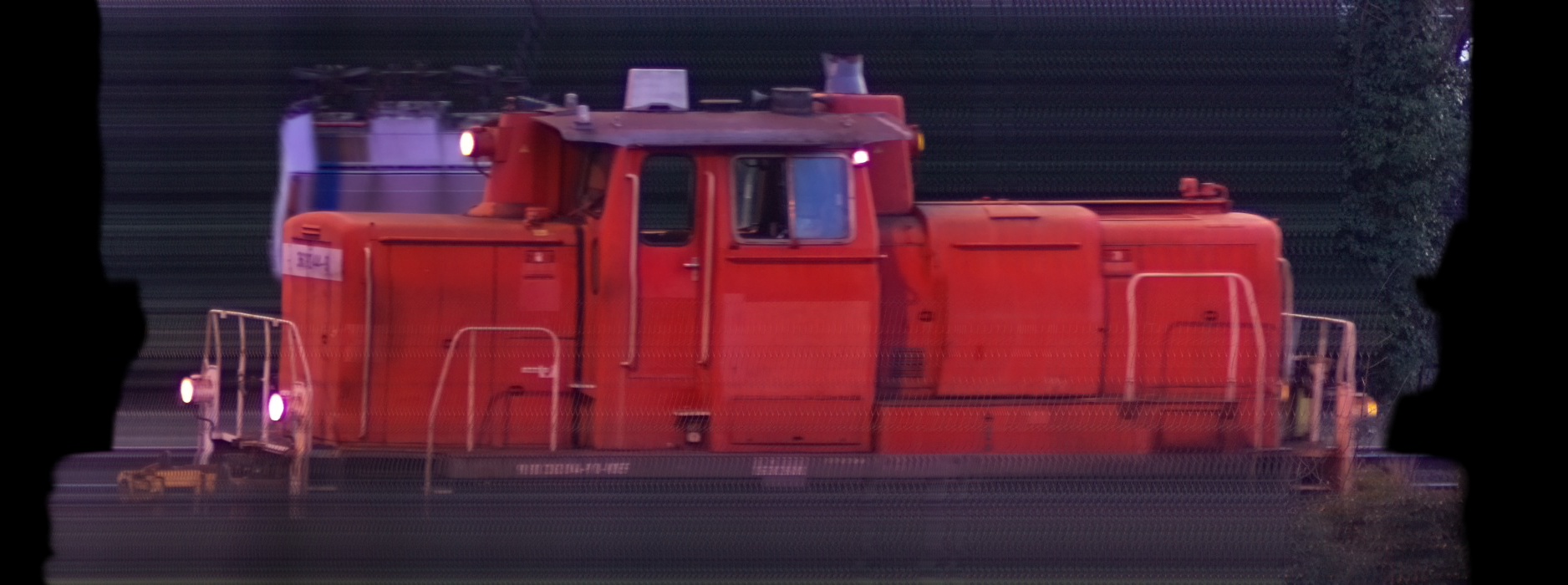 There should be a train photo here :'(