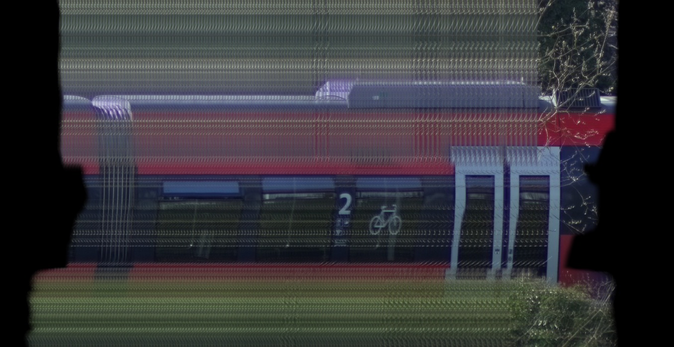 There should be a train photo here :'(