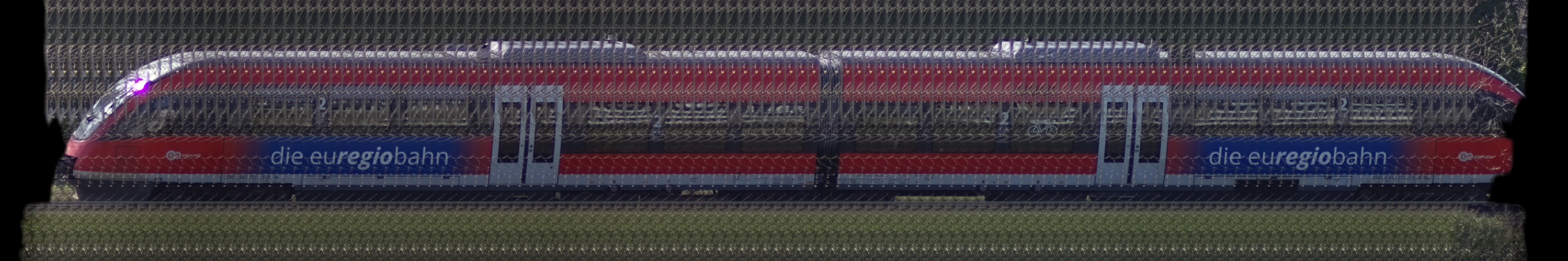 There should be a train photo here :'(