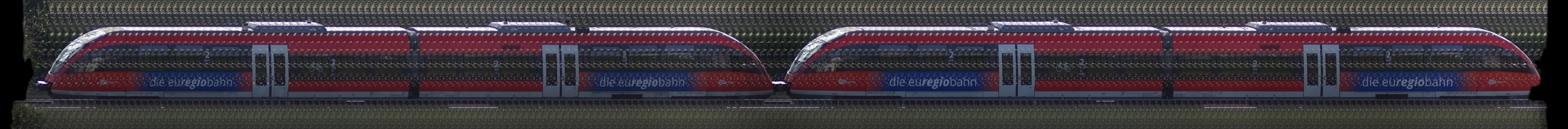 There should be a train photo here :'(