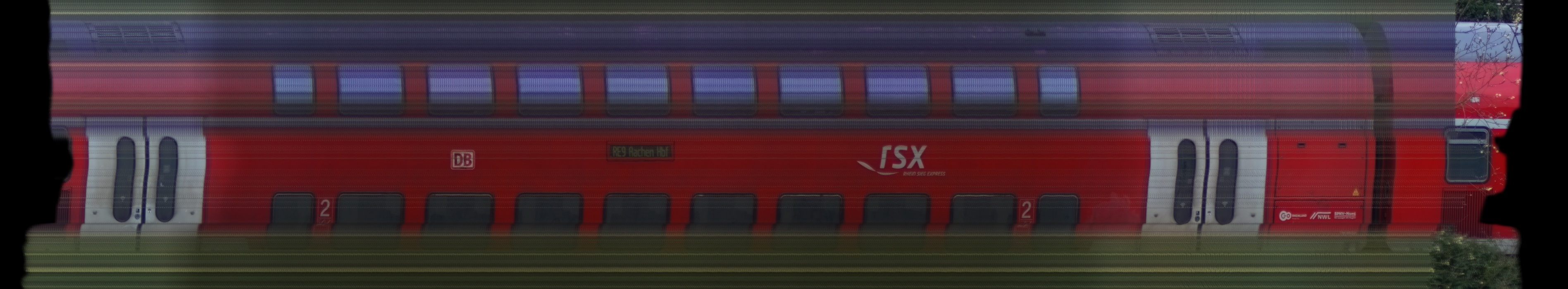 There should be a train photo here :'(