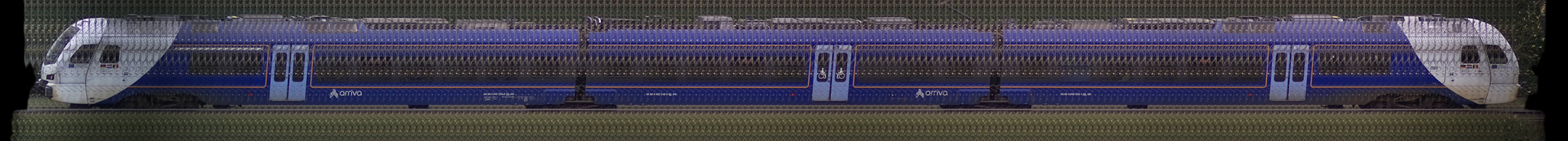 There should be a train photo here :'(