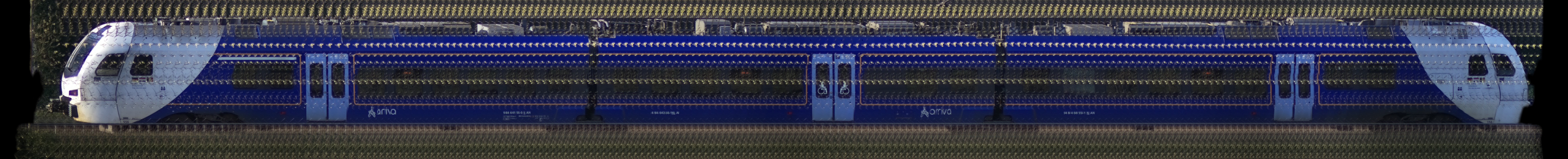 There should be a train photo here :'(