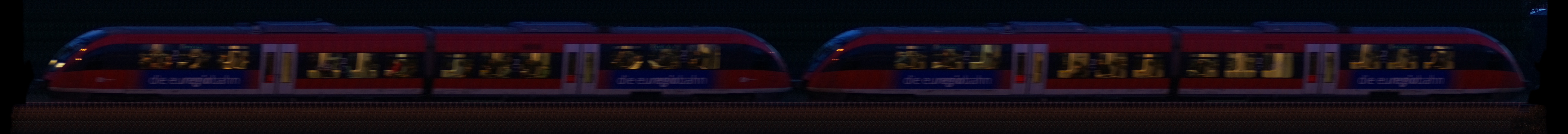 There should be a train photo here :'(