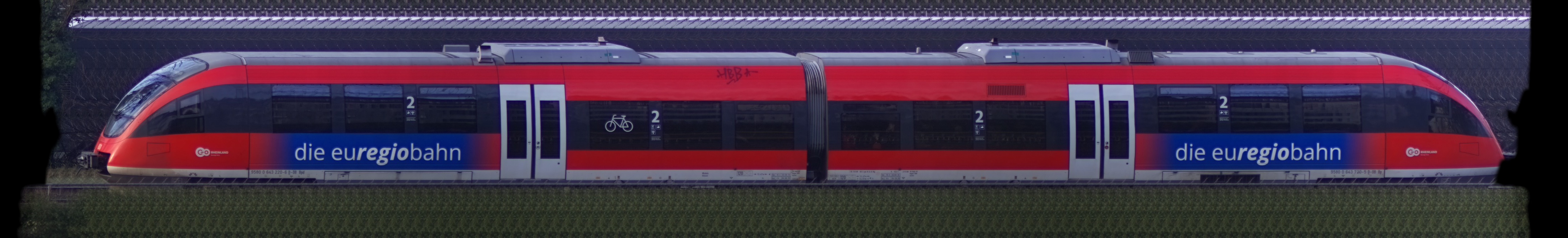 There should be a train photo here :'(