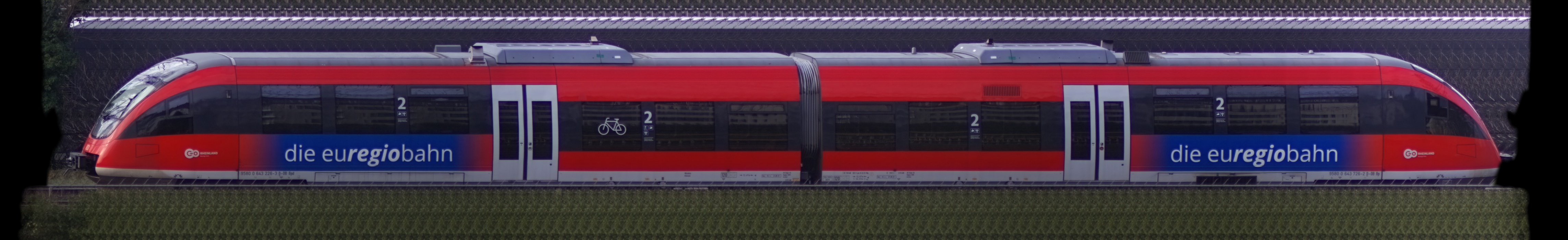 There should be a train photo here :'(