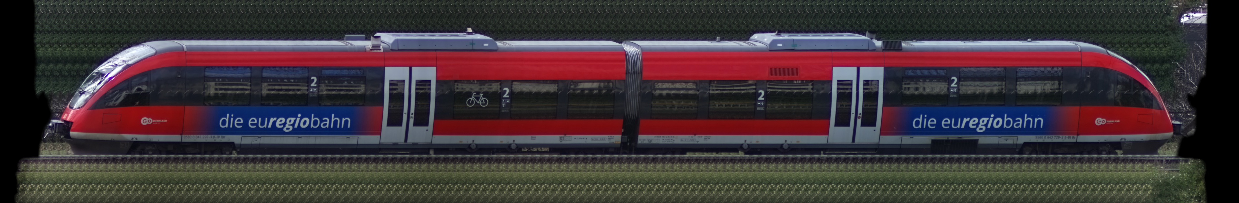 There should be a train photo here :'(