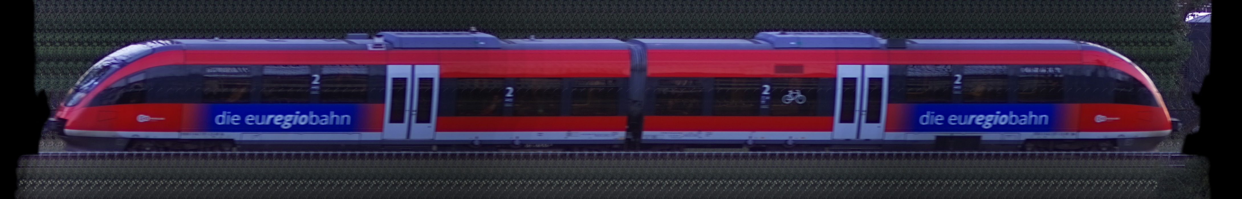 There should be a train photo here :'(