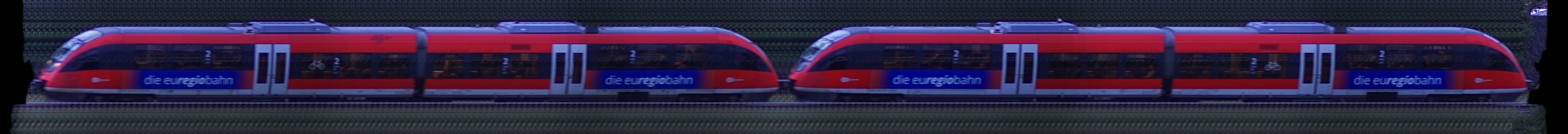 There should be a train photo here :'(