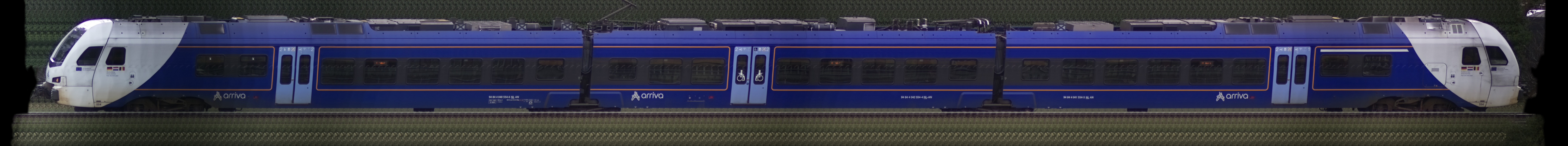 There should be a train photo here :'(