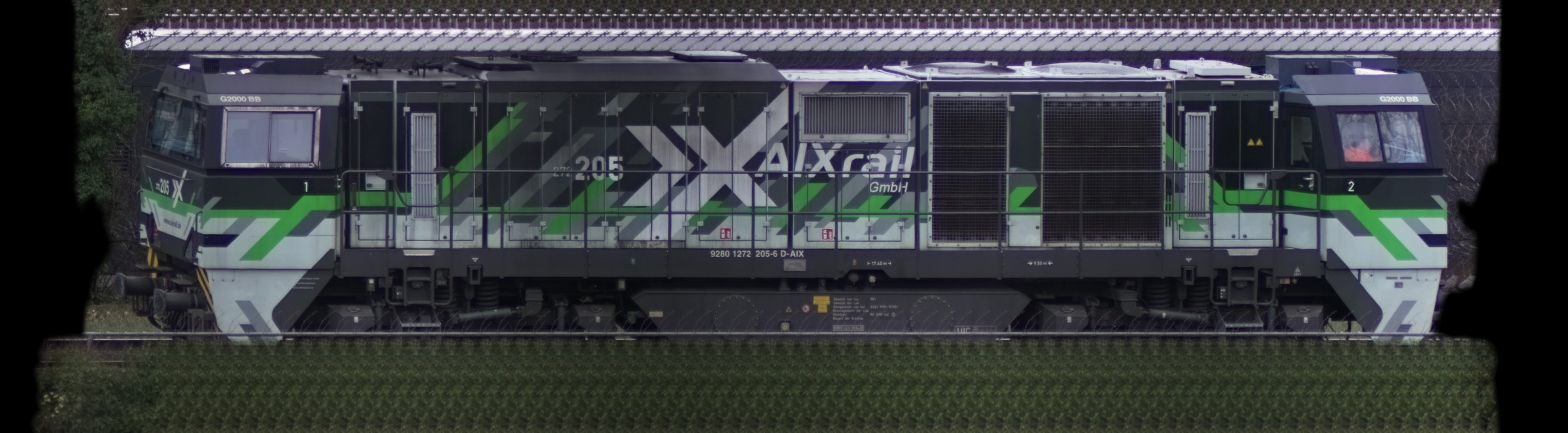 There should be a train photo here :'(