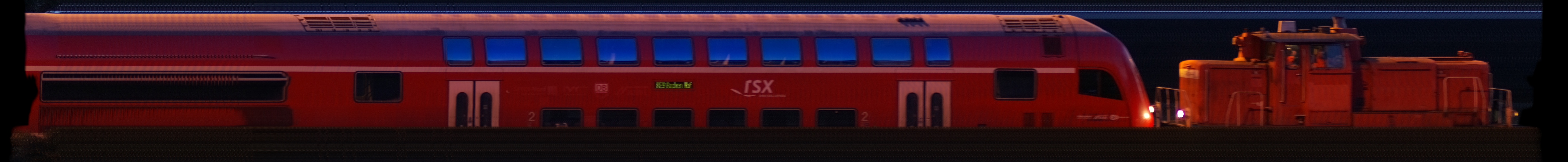 There should be a train photo here :'(