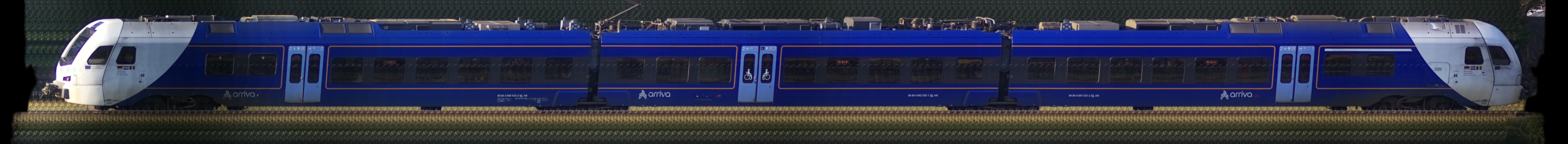 There should be a train photo here :'(