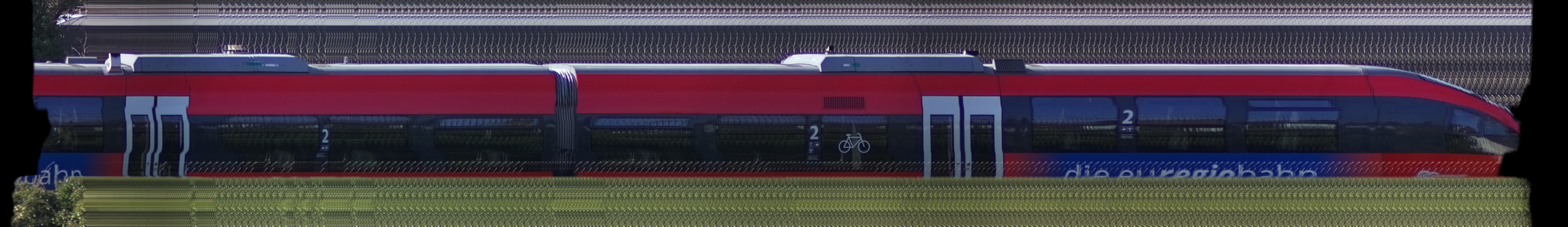 There should be a train photo here :'(