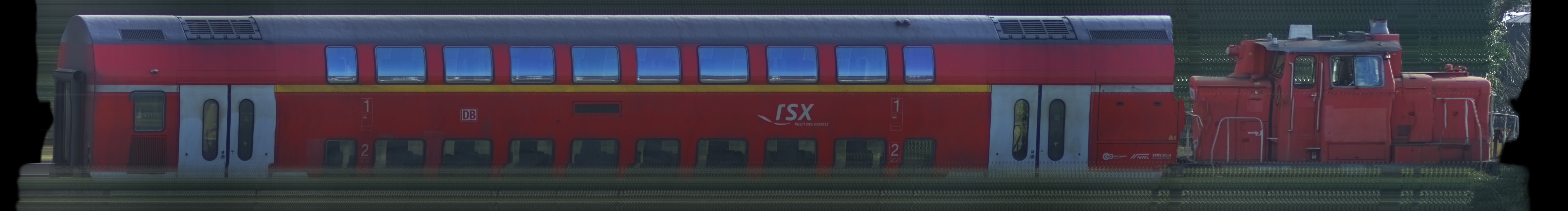 There should be a train photo here :'(