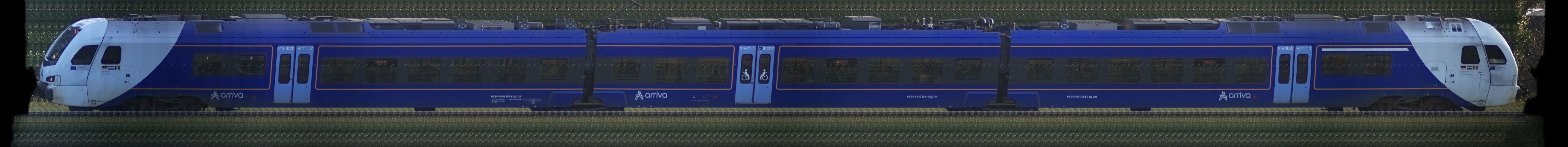 There should be a train photo here :'(