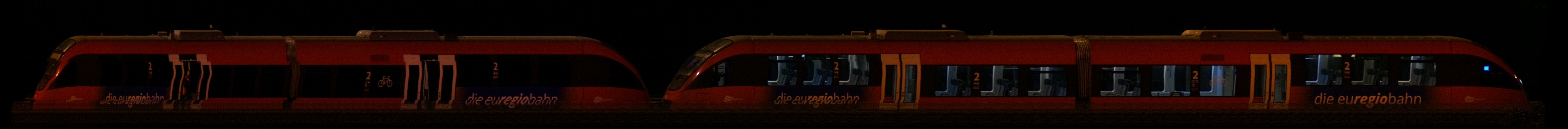 There should be a train photo here :'(